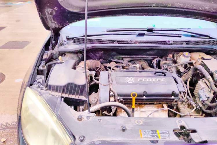 Used Buick GT 2013 GT 1.6L Automatic Fashion Edition Engine Bay Right