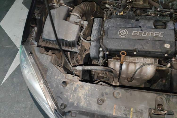 Used Buick GT 2013 GT 1.6L Automatic Fashion Edition Engine Bay Right