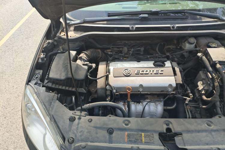 Used Buick GT 2013 GT 1.6L Automatic Fashion Edition Engine Bay Right