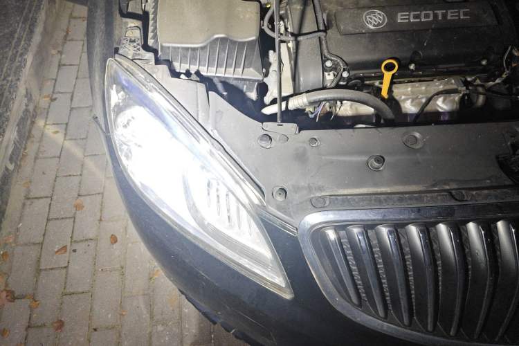 Used Buick GT 2013 GT 1.6L Manual Entry-Level Model Engine Bay Right