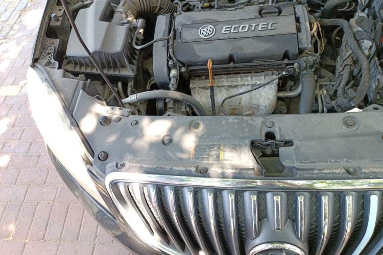 Used Buick GT 2013 GT 1.6L Automatic Fashion Edition Engine Bay Right