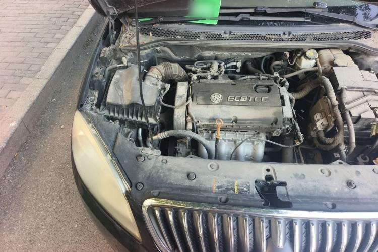 Used Buick GT 2013 GT 1.6L Automatic Fashion Edition Engine Bay Right