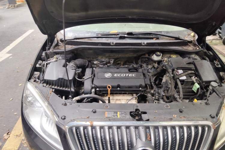 Used Buick GT 2013 GT 1.6L Automatic Fashion Edition Engine Bay Right