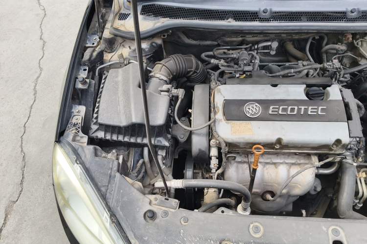 Used Buick GT 2013 GT 1.6L Automatic Fashion Edition Engine Bay Right