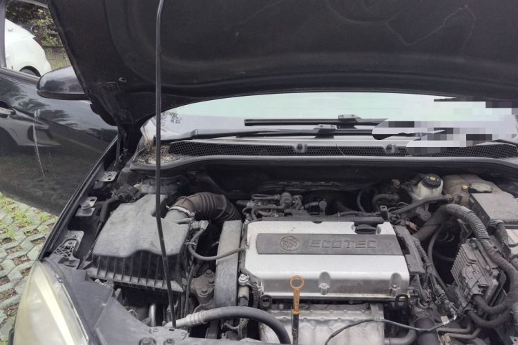 Used Buick GT 2013 GT 1.6L Automatic Fashion Edition Engine Bay Right