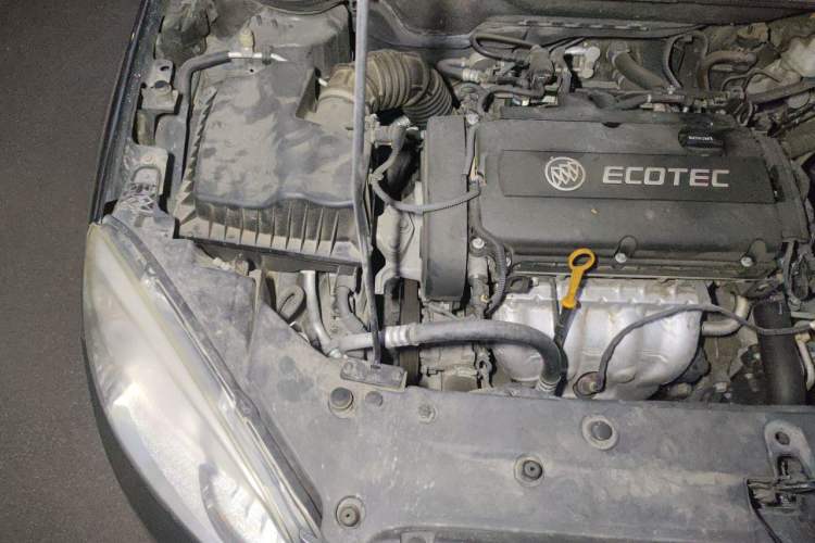 Used Buick GT 2013 GT 1.6L Automatic Fashion Edition Engine Bay Right