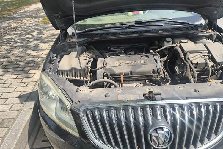 Used Buick GT 2013 GT 1.6L Automatic Fashion Edition Engine Bay Right