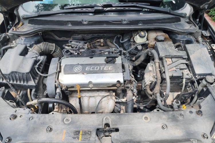 Used Buick GT 2013 GT 1.6L Manual Entry-Level Model Engine Bay
