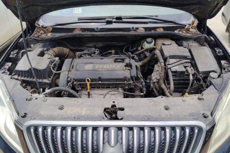 Used Buick GT 2013 GT 1.6L Manual Entry-Level Model Engine Bay