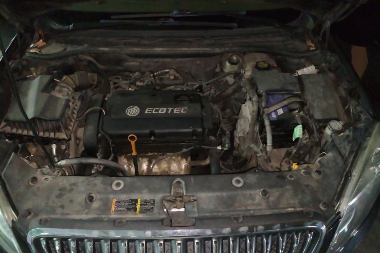 Used Buick GT 2013 GT 1.6L Manual Entry-Level Model Engine Bay