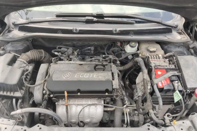 Used Buick GT 2013 GT 1.6L Automatic Fashion Edition Engine Bay
