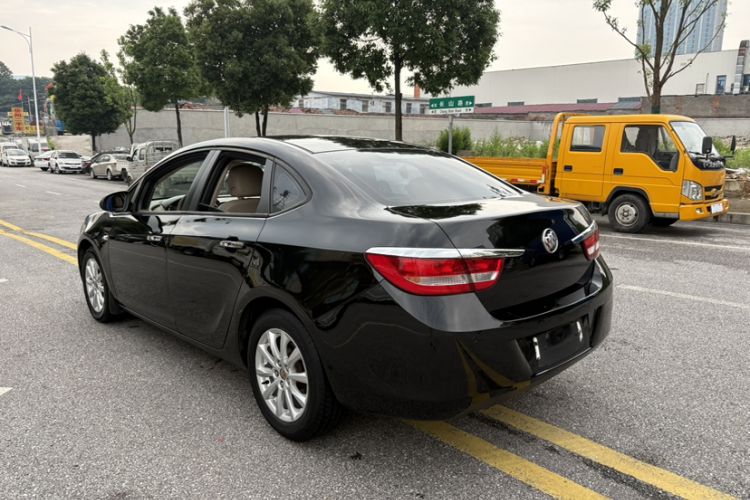 Used Buick GT 2013 GT 1.6L Automatic Fashion Edition Exterior 6
