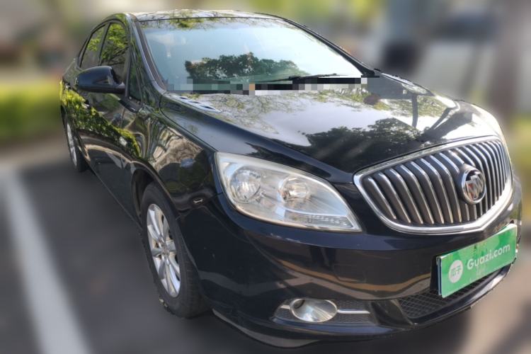 Used Buick GT 2013 GT 1.6L Automatic Fashion Edition Front Right 45 Deg