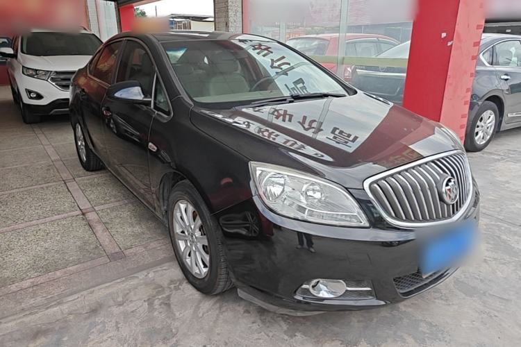 Used Buick GT 2013 GT 1.6L Automatic Fashion Edition Front Right 45 Deg