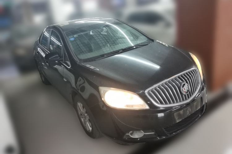 Used Buick GT 2013 GT 1.6L Automatic Fashion Edition Front Right 45 Deg
