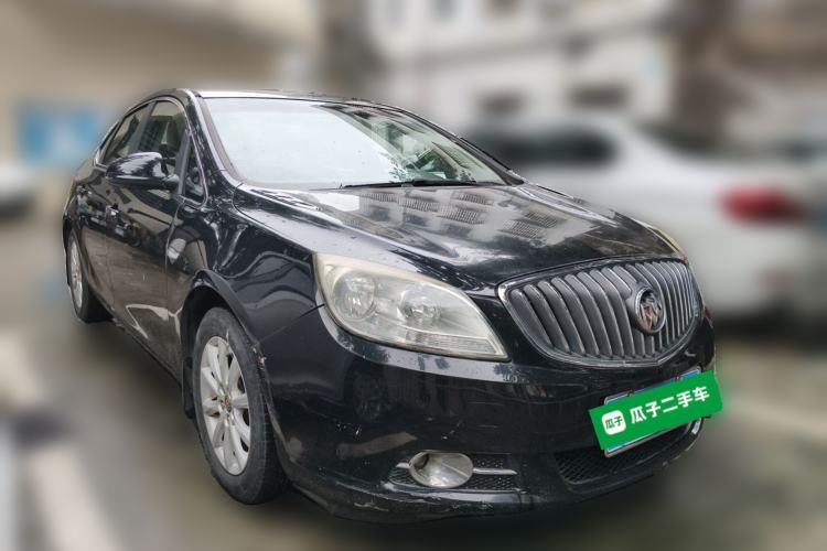 Used Buick GT 2013 GT 1.6L Automatic Fashion Edition Front Right 45 Deg