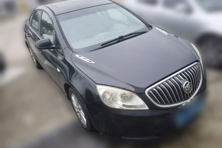 Used Buick GT 2013 GT 1.6L Manual Comfort Edition Front Right 45 Deg