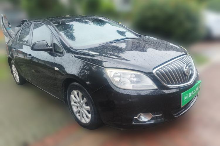 Used Buick GT 2013 GT 1.6L Manual Entry-Level Model Front Right 45 Deg