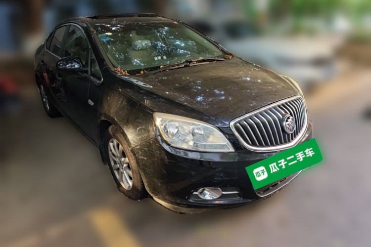Used Buick GT 2013 GT 1.6L Automatic Fashion Edition Front Right 45 Deg