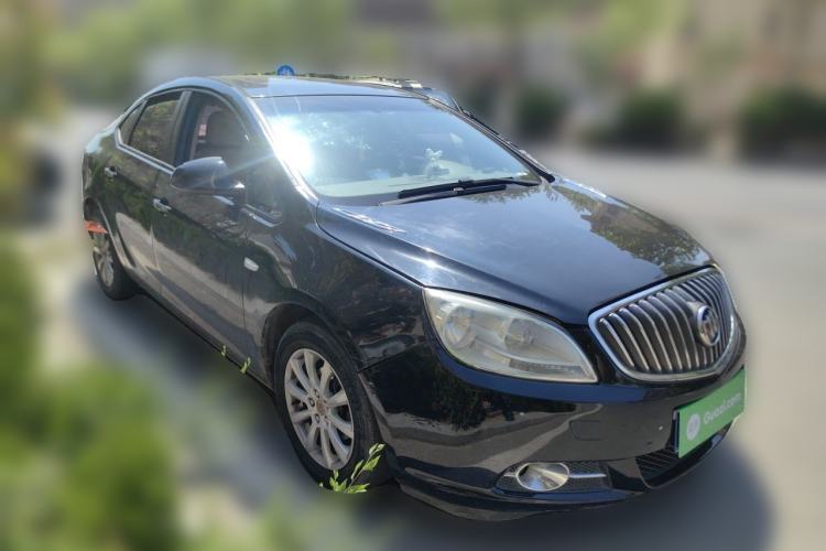 Used Buick GT 2013 GT 1.6L Automatic Fashion Edition Front Right 45 Deg