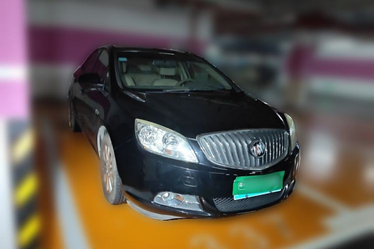 Used Buick GT 2013 GT 1.6L Manual Entry-Level Model Front Right 45 Deg