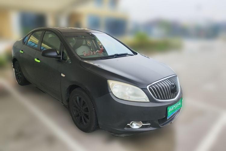 Used Buick GT 2013 GT 1.6L Automatic Fashion Edition Front Right 45 Deg