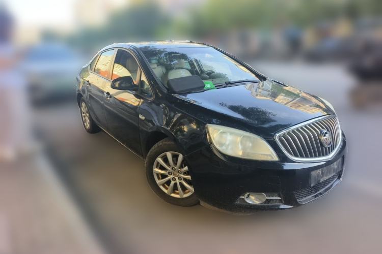Used Buick GT 2013 GT 1.6L Automatic Fashion Edition Front Right 45 Deg