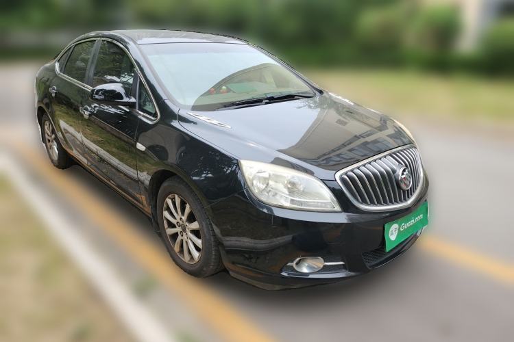 Used Buick GT 2013 GT 1.6L Manual Entry-Level Model Front Right 45 Deg