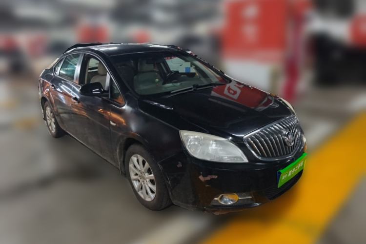 Used Buick GT 2013 GT 1.6L Automatic Fashion Edition Front Right 45 Deg