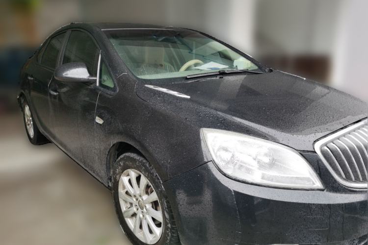 Used Buick GT 2013 GT 1.6L Manual Entry-Level Model Front Right 45 Deg