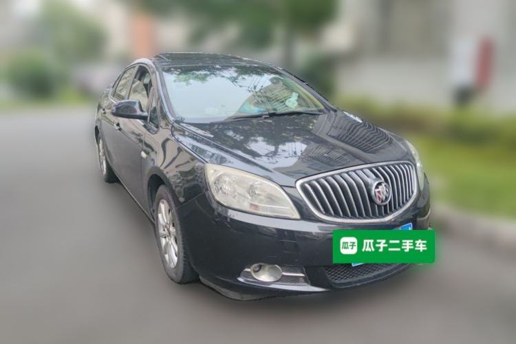 Used Buick GT 2013 GT 1.6L Automatic Fashion Edition Front Right 45 Deg