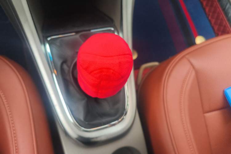 Used Buick GT 2013 GT 1.6L Manual Entry-Level Model Gear Lever