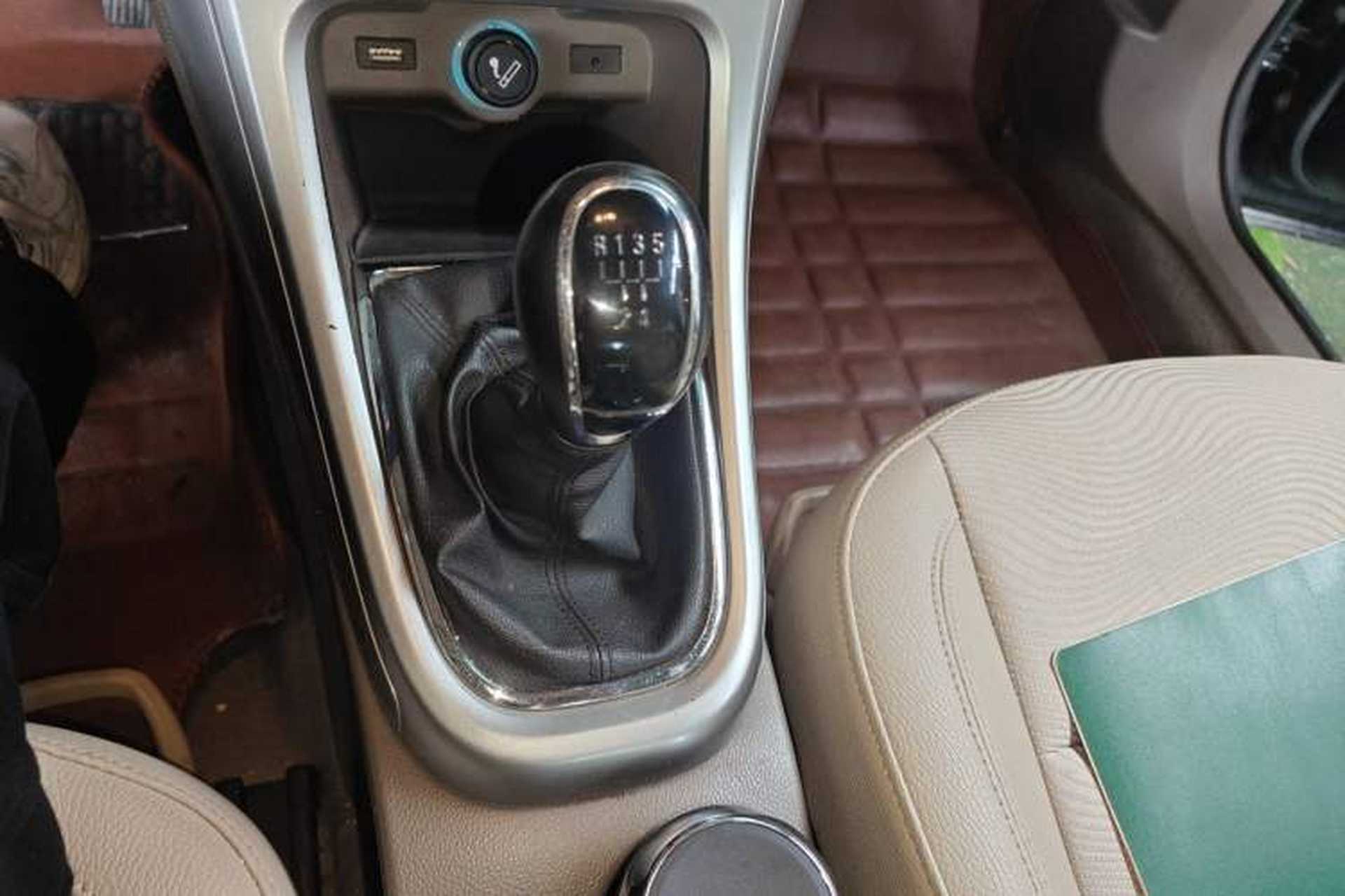 Used Buick GT 2013 GT 1.6L Manual Entry-Level Model Gear Lever