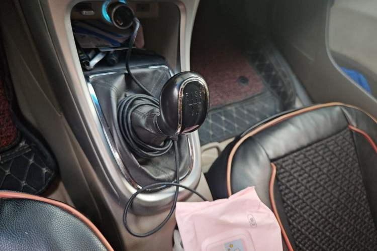 Used Buick GT 2013 GT 1.6L Manual Entry-Level Model Gear Lever