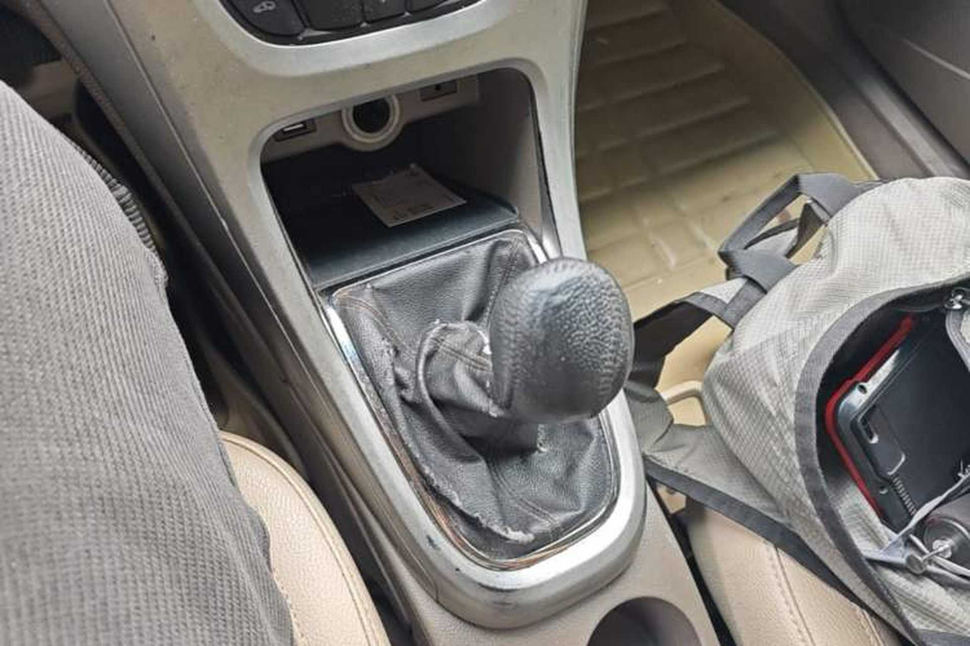 Used Buick GT 2013 GT 1.6L Manual Entry-Level Model Gear Lever