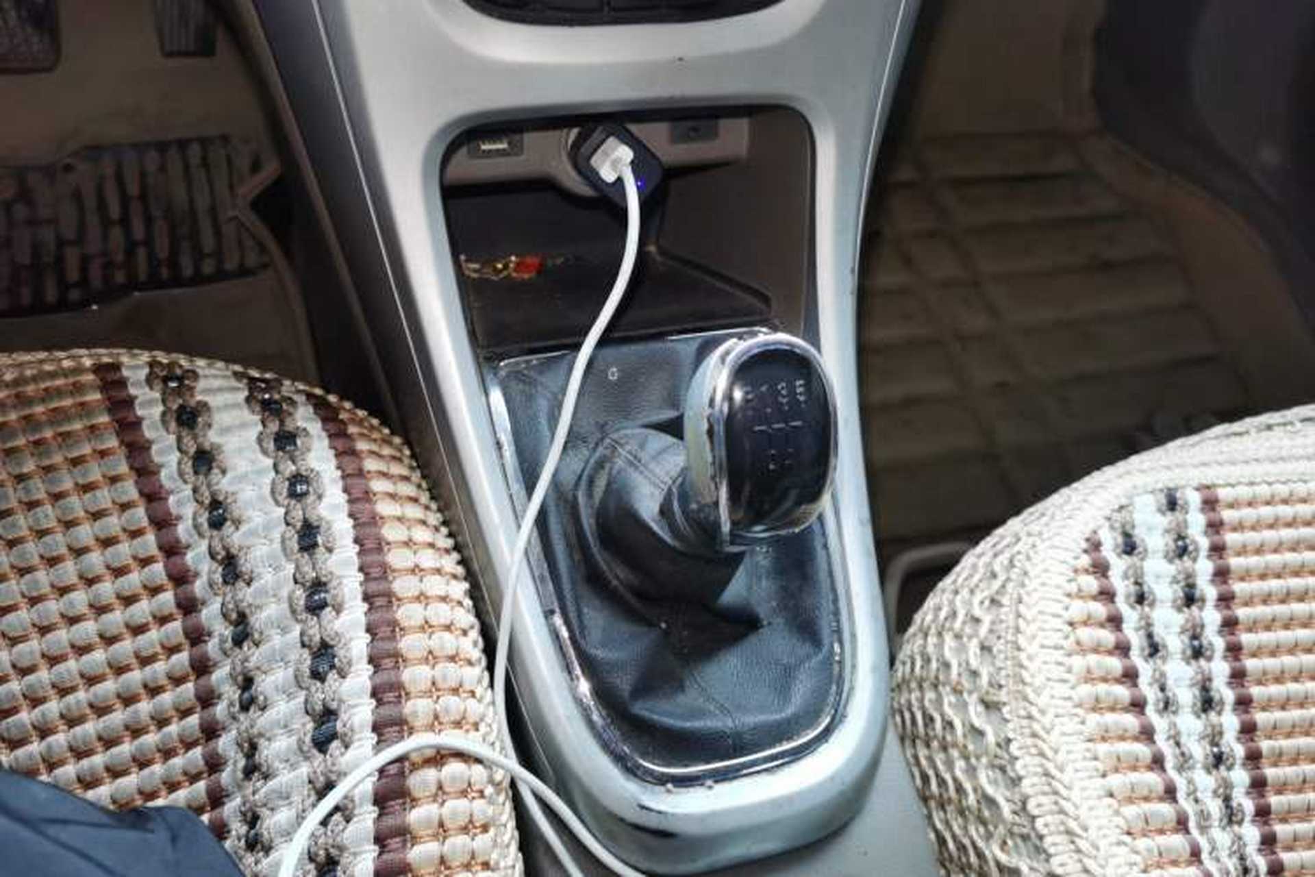 Used Buick GT 2013 GT 1.6L Manual Entry-Level Model Gear Lever