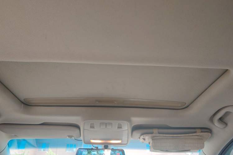 Used Buick GT 2013 GT 1.6L Automatic Fashion Edition Headliner