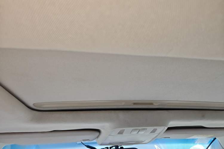 Used Buick GT 2013 GT 1.6L Automatic Fashion Edition Headliner