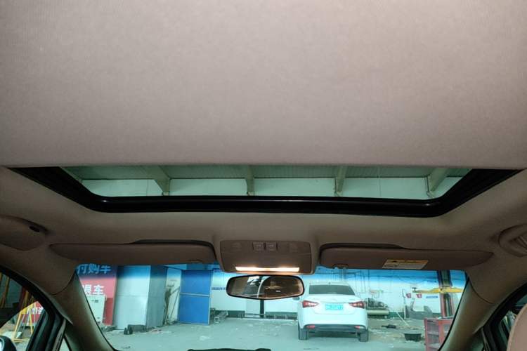Used Buick GT 2013 GT 1.6L Automatic Fashion Edition Headliner