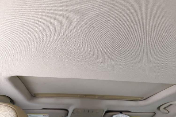 Used Buick GT 2013 GT 1.6L Automatic Comfort Edition Headliner