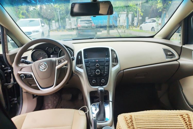 Used Buick GT 2013 GT 1.6L Automatic Fashion Edition Headliner