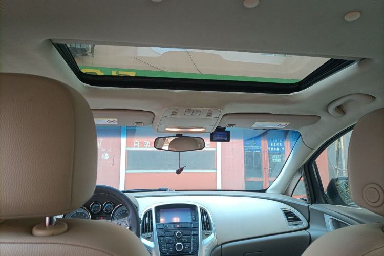 Used Buick GT 2013 GT 1.6L Automatic Fashion Edition Headliner