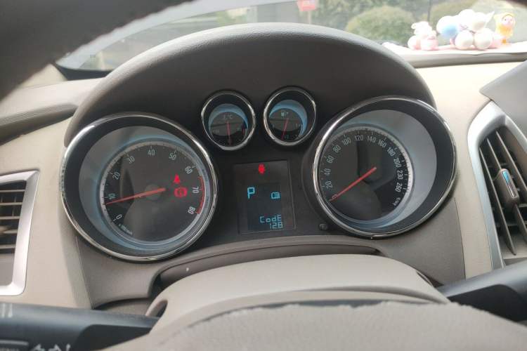 Used Buick GT 2013 GT 1.6L Automatic Fashion Edition Instrument Cluster