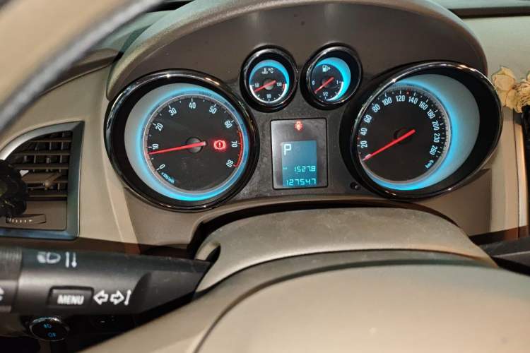 Used Buick GT 2013 GT 1.6L Automatic Fashion Edition Instrument Cluster
