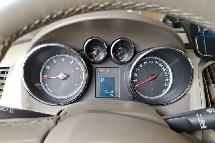 Used Buick GT 2013 GT 1.6L Automatic Comfort Edition Instrument Cluster