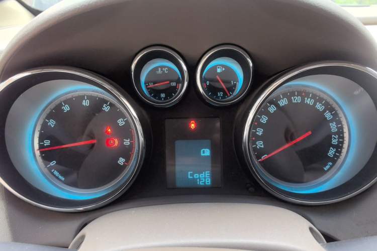 Used Buick GT 2013 GT 1.6L Manual Entry-Level Model Instrument Cluster