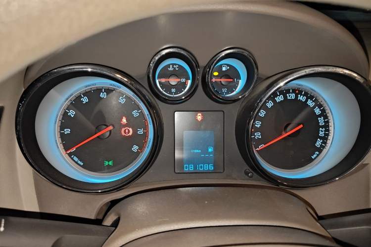 Used Buick GT 2013 GT 1.6L Manual Entry-Level Model Instrument Cluster