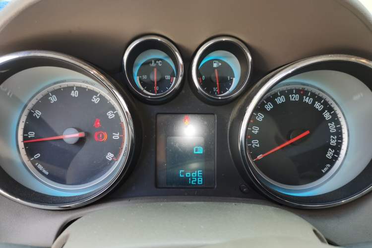Used Buick GT 2013 GT 1.6L Manual Entry-Level Model Instrument Cluster