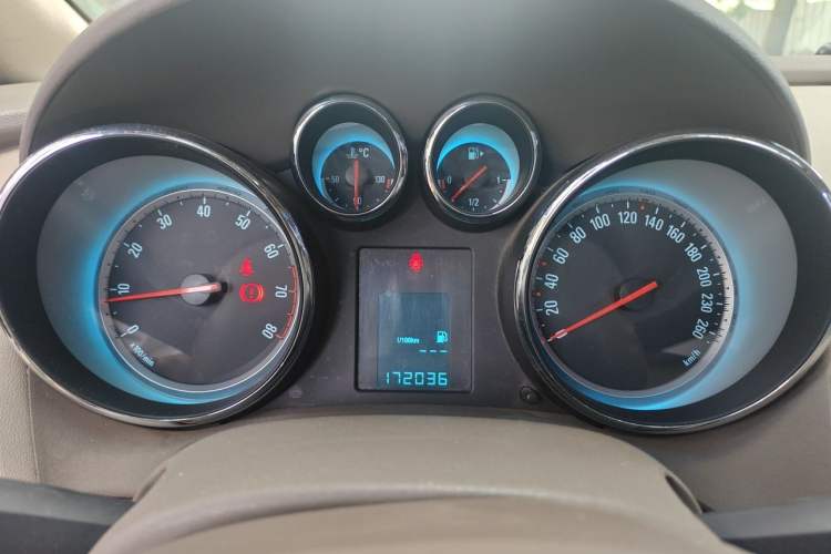 Used Buick GT 2013 XT 1.6L Manual Entry-Level Model Instrument Cluster