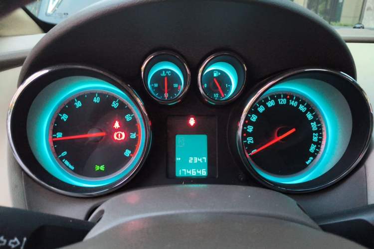 Used Buick GT 2013 GT 1.6L Manual Entry-Level Model Instrument Cluster
